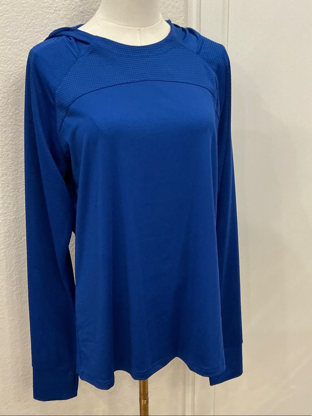 bcg Royal Blue Women's Hooded Long-Sleeve Top